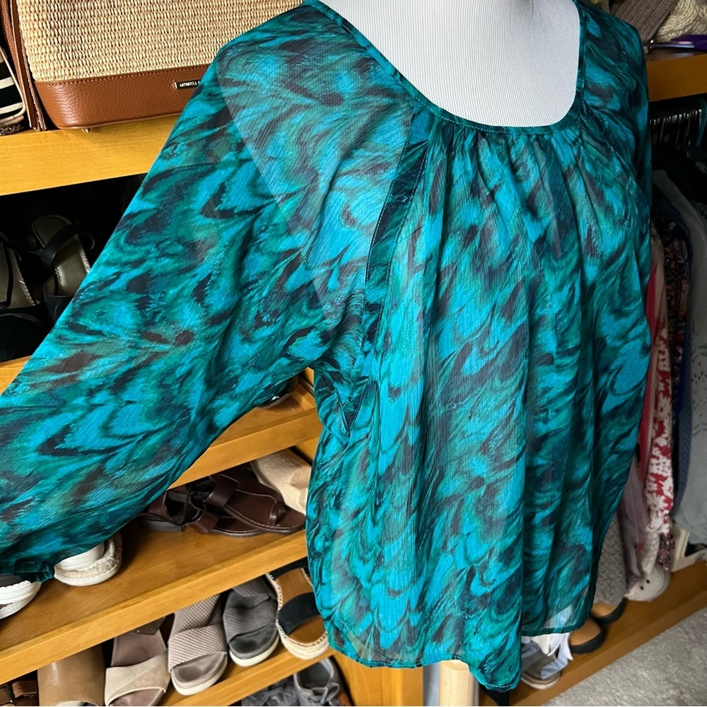 EUC EXPRESS Teal Blue Short Sleeve Blouse
